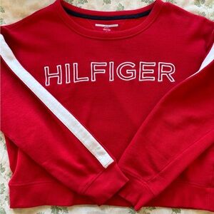 Bundle set of 6 Tommy Hilfiger sweaters.